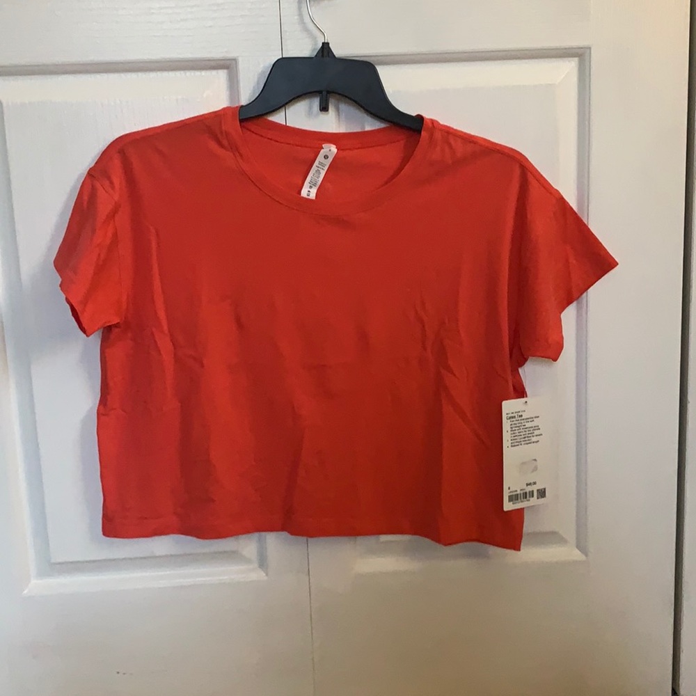 Lululemon Womens Cropped Bright Pink Workout Top